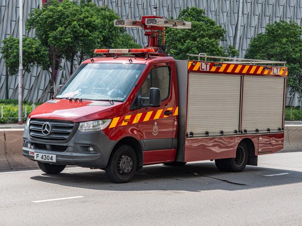 Lighting Tender