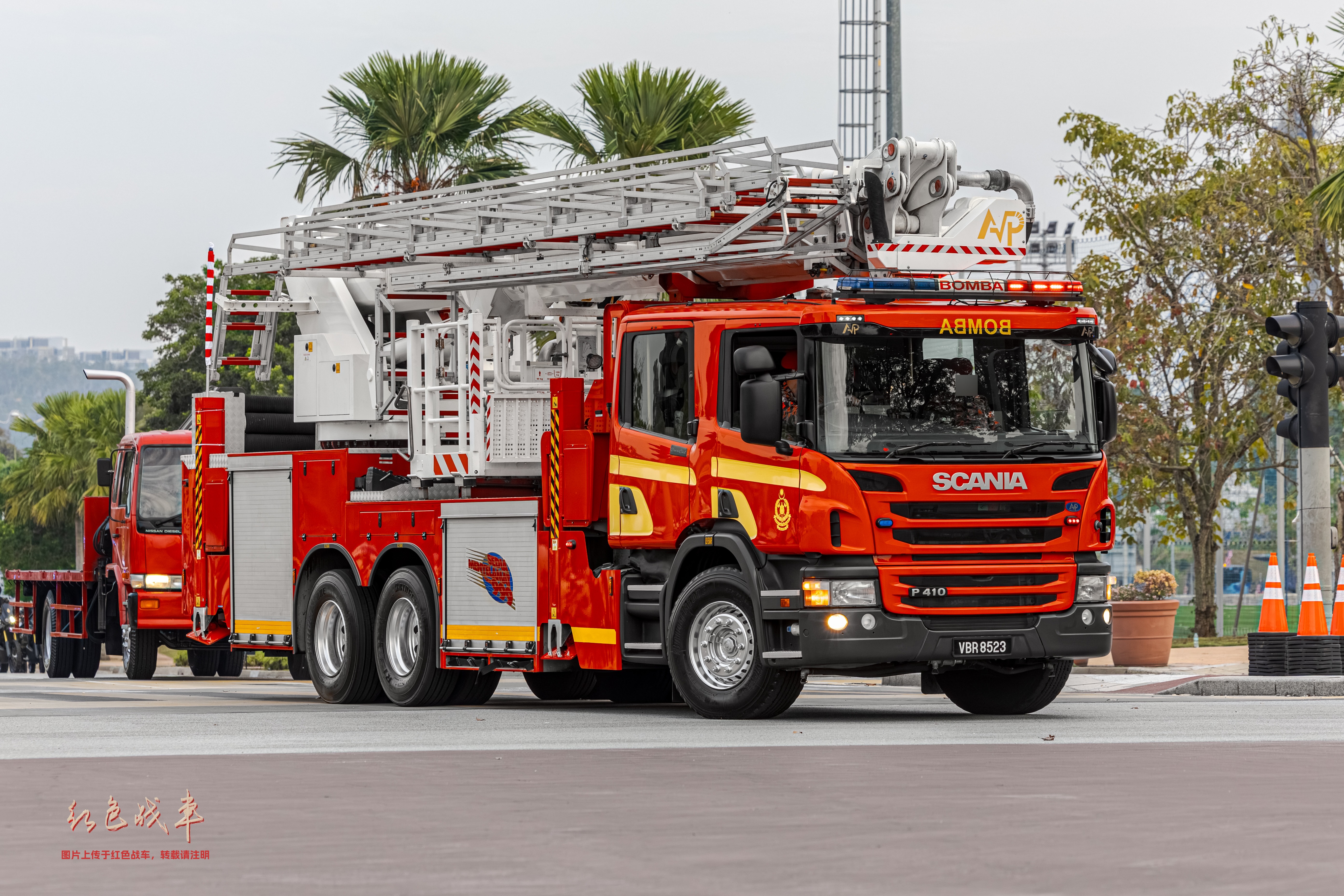 B-Fire 370