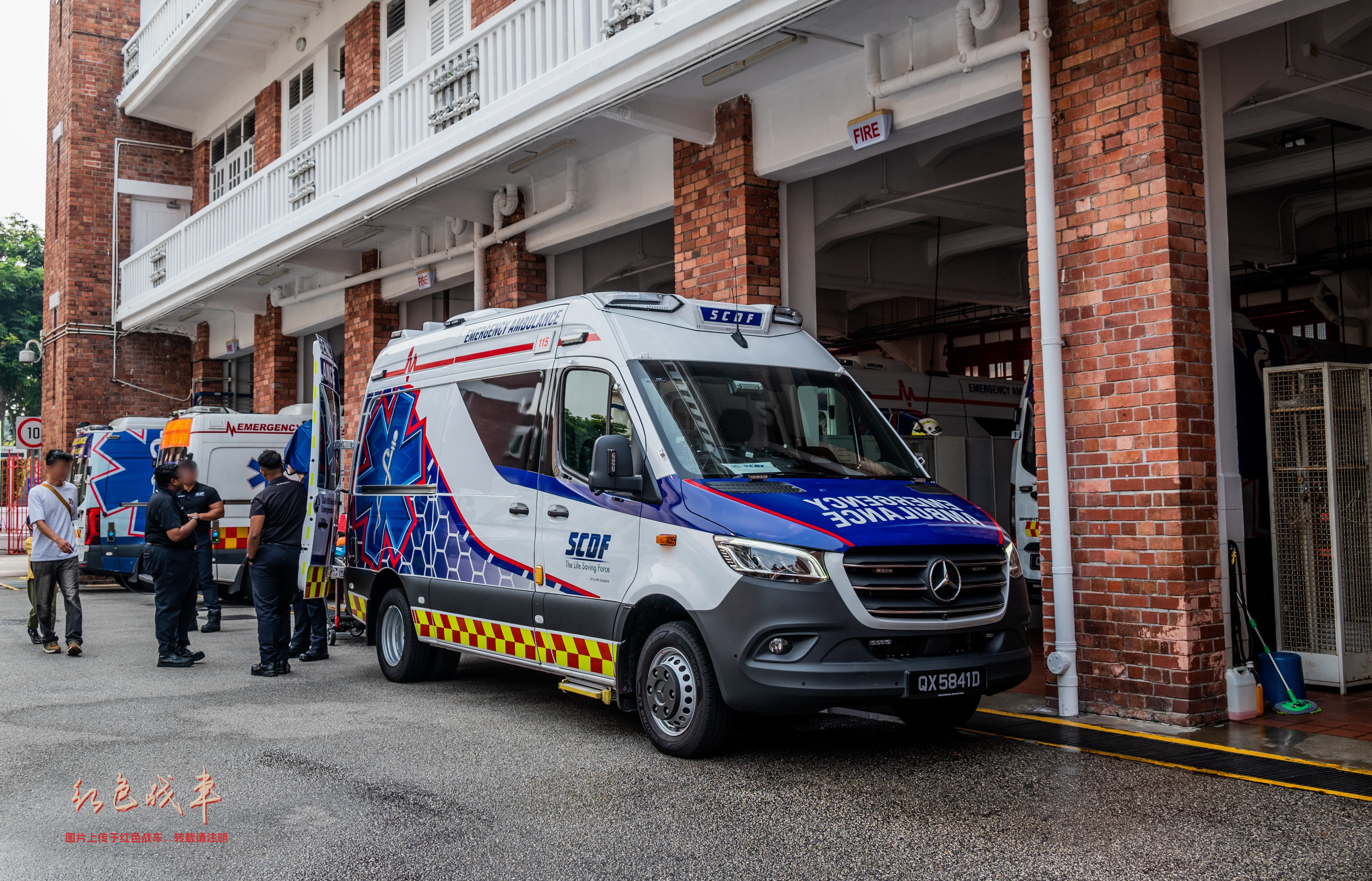 Ambulance Gen 7E