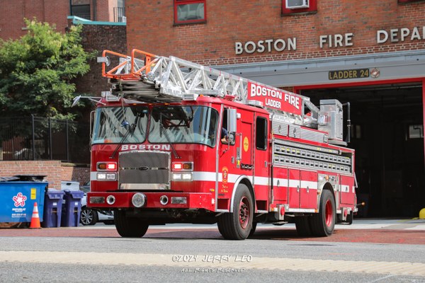 Metro 100 (-/-/100' rear-mount)