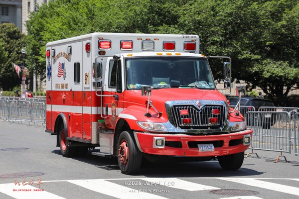 International DuraStar 4300 / Horton