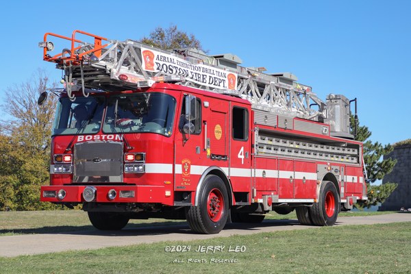 Metro 100 (-/-/100' rear-mount)