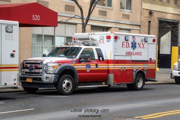 F-450 XLT Super Duty / Wheeled Coach Type I Ambulance