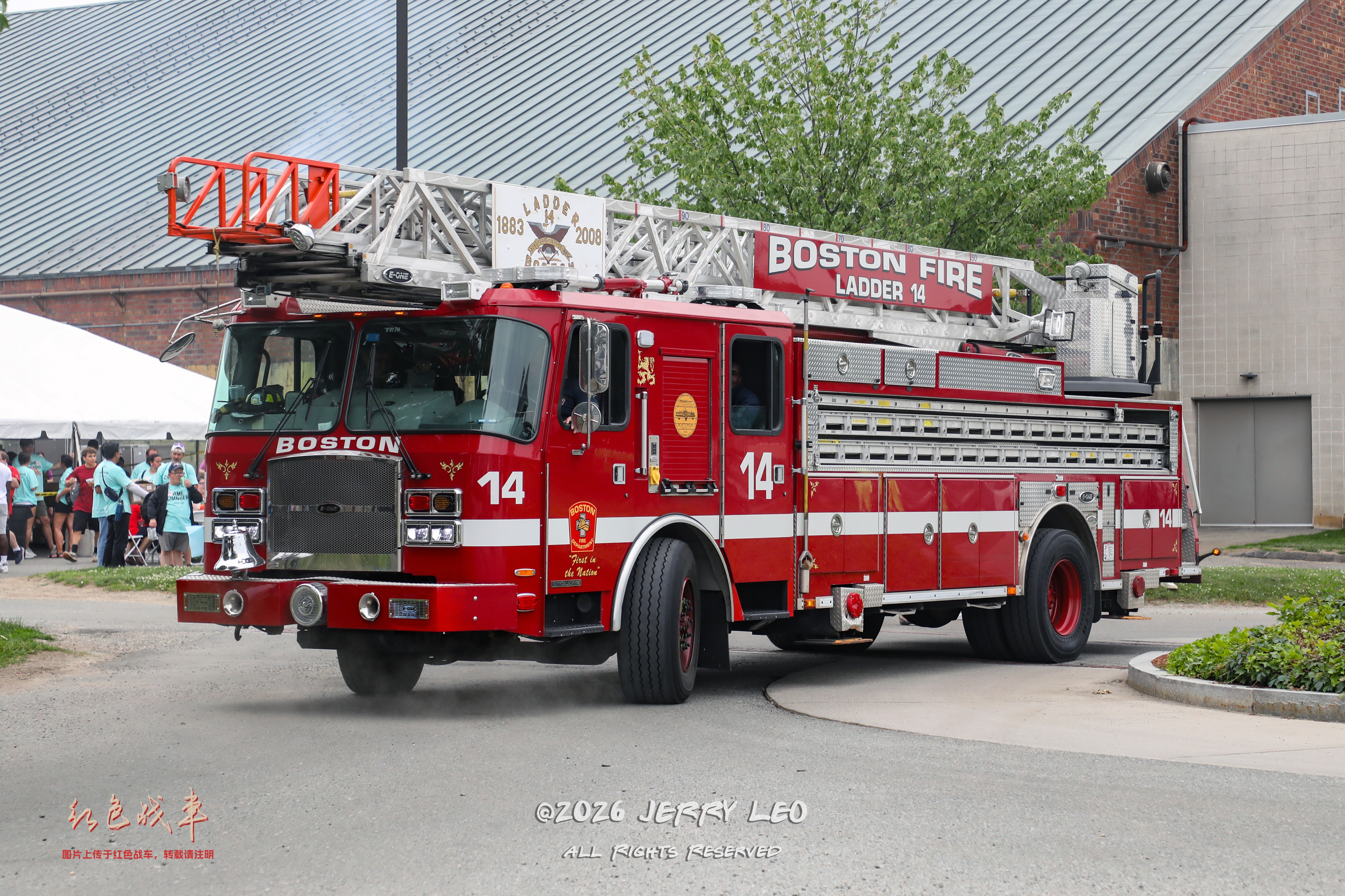 Metro 100 (-/-/100' rear-mount)
