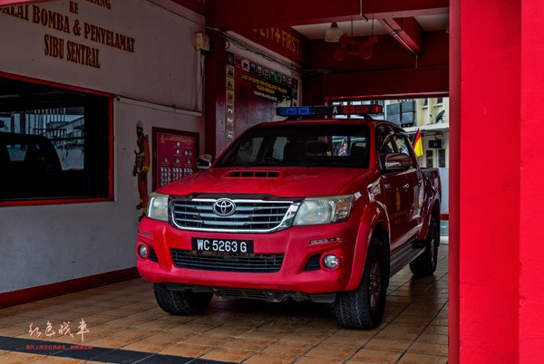 海拉克斯Hilux