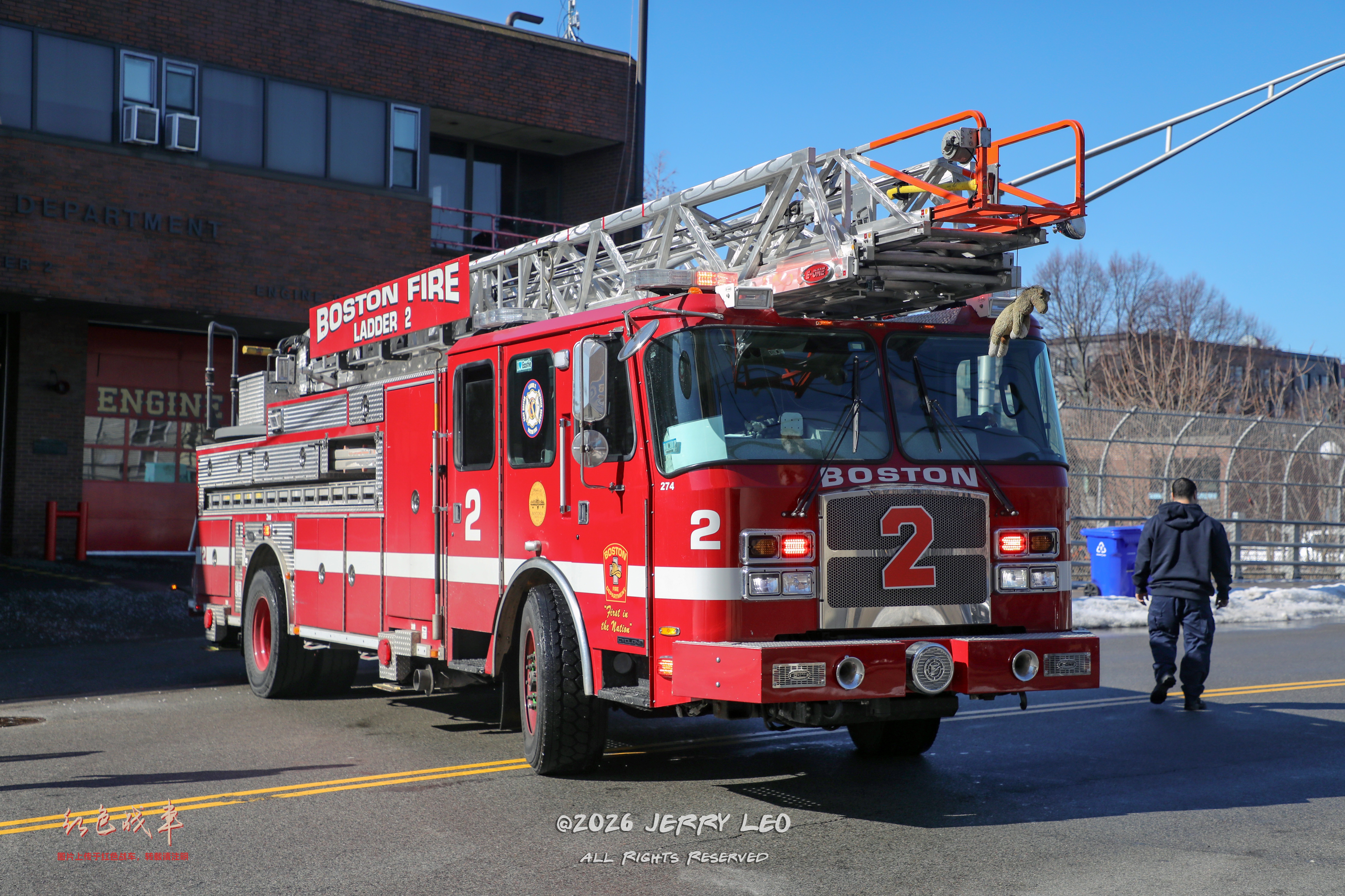 Metro 100 (-/-/100' rear-mount)